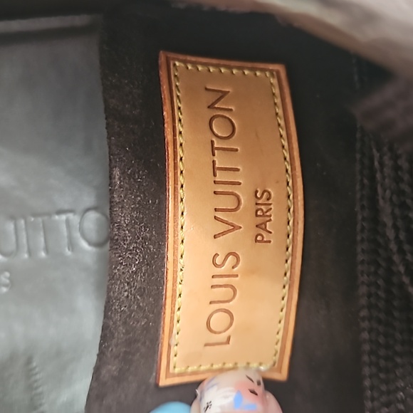 LOUIS VUITTON  Brown suede sneakers  Men's 8 1/2 / Ladies 10 With shoe box - Picture 14 of 16